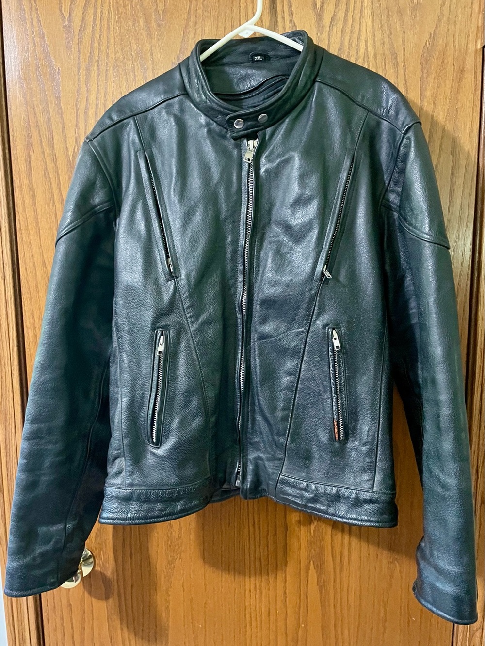 Interstate Leather Biker Jacket Fits 2X Black Leather Motorcycle